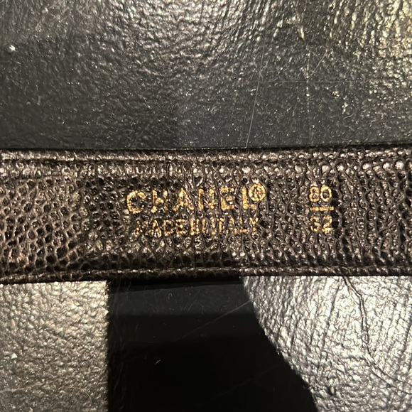 Chanel 1990s vintage black textured leather belt 80/32 - Picture 10 of 14